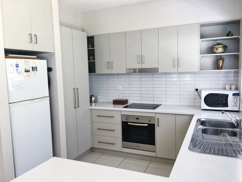 Luxury Abalina Cottages - Accommodation Redcliffe 35