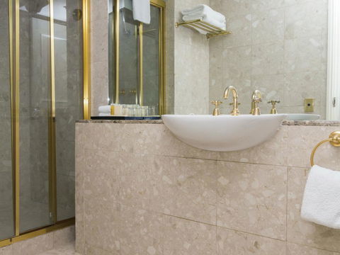 Stamford Plaza Melbourne - Accommodation Redcliffe 3