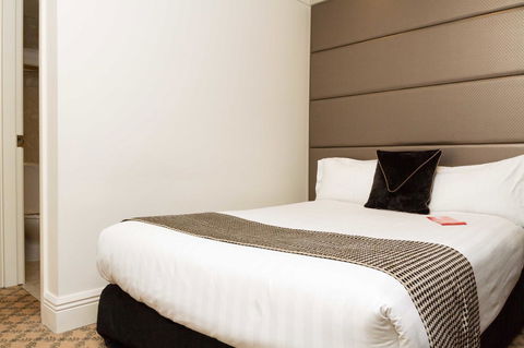 Stamford Plaza Melbourne - Accommodation Redcliffe 12