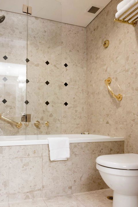 Stamford Plaza Melbourne - Accommodation Redcliffe 10