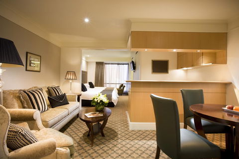 Stamford Plaza Melbourne - Accommodation Redcliffe 1
