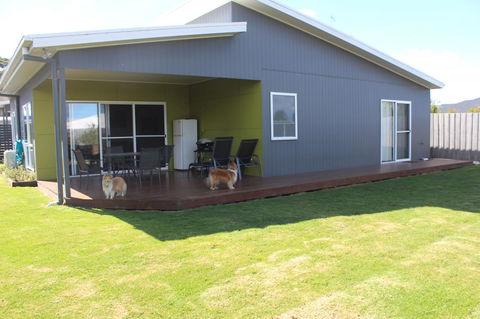Tamara Temptation - Accommodation Redcliffe 19