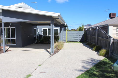 Tamara Temptation - Accommodation Redcliffe 20
