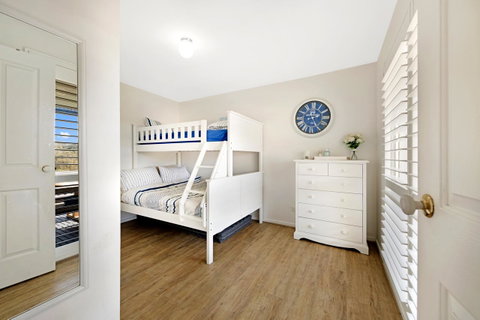 Peninsula Retreat - Accommodation Redcliffe 15