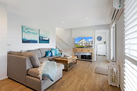Peninsula Retreat - Accommodation Redcliffe 3