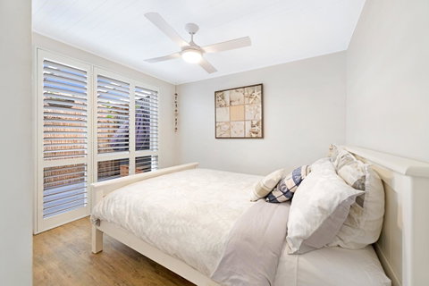 Peninsula Retreat - Accommodation Redcliffe 14