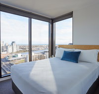 Punthill Northbank - Accommodation Redcliffe