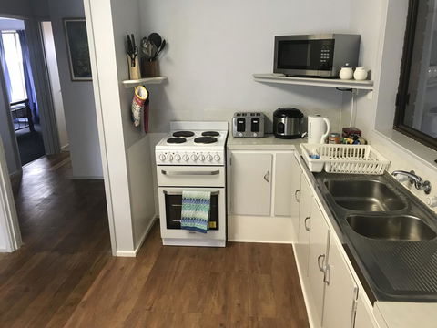 Port Relaxation - Accommodation Redcliffe 11