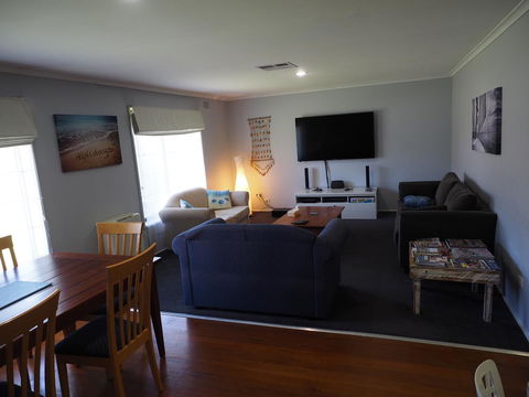 Port Relaxation - Accommodation Redcliffe 1