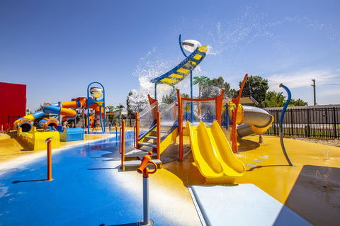 All Seasons Mildura Holiday Park - Accommodation Redcliffe 2