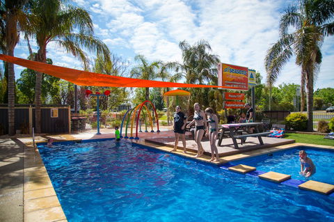 All Seasons Mildura Holiday Park - Accommodation Redcliffe 9