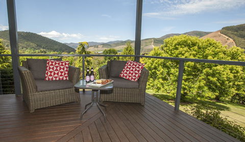 Abbys Cottages Bright - Accommodation Redcliffe 7
