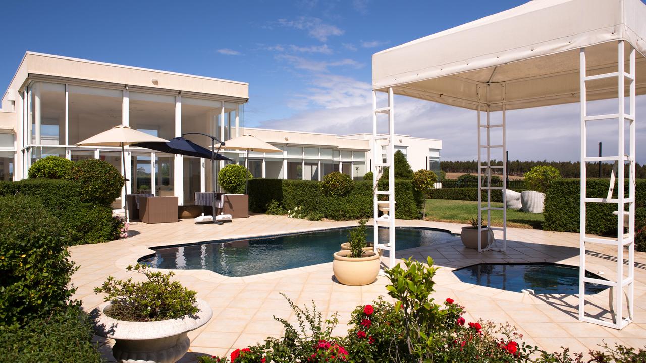 Metung VIC Accommodation Redcliffe