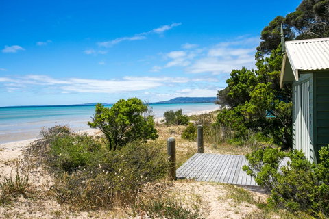 Cute Cottage On Cain - Beach At End Of Street - Accommodation Redcliffe 20