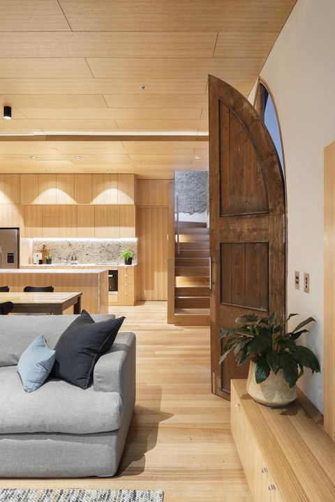 Converted Blue Stone Church - Accommodation Redcliffe 12