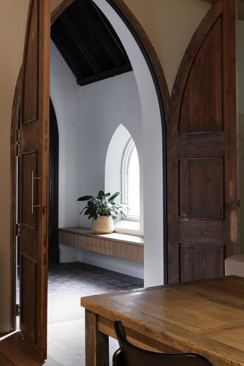 Converted Blue Stone Church - Accommodation Redcliffe 10