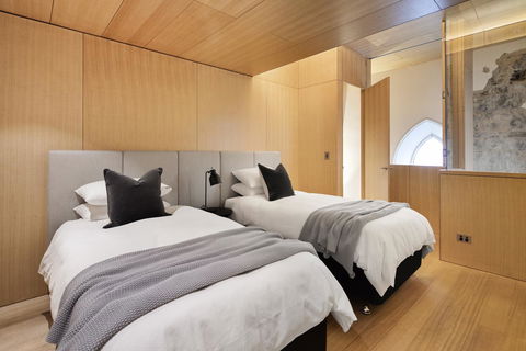 Converted Blue Stone Church - Accommodation Redcliffe 20