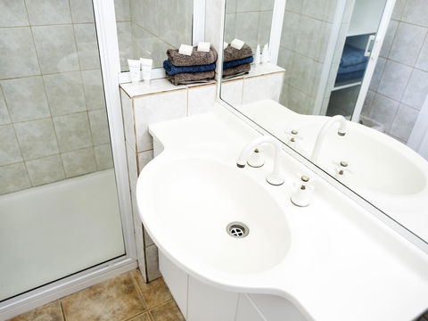 Gipsy Point Lodge & Cottages - Accommodation Redcliffe 44