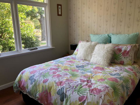 Growse House Yarram 3BR - Accommodation Redcliffe 1