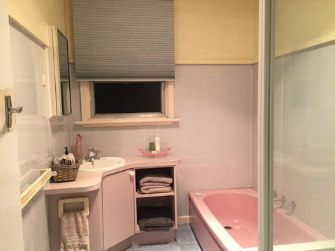 Growse House Yarram 3BR - Accommodation Redcliffe 11