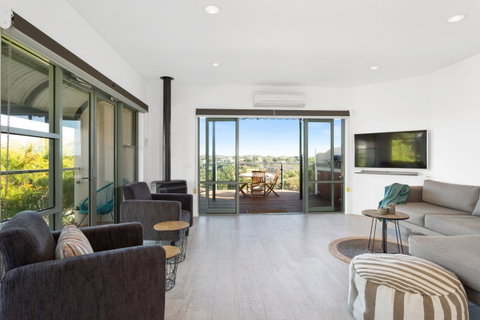 7 & 8 Monte Vista Sorrento - Accommodation Redcliffe 9