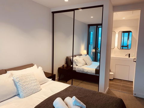 Victoria One Melbourne Onelife Apartments - Accommodation Redcliffe 0