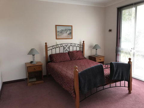 Eagle Bay Views - Accommodation Redcliffe 8