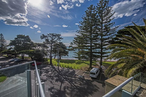 C-Scape Esplanade Cowes - Accommodation Redcliffe 6