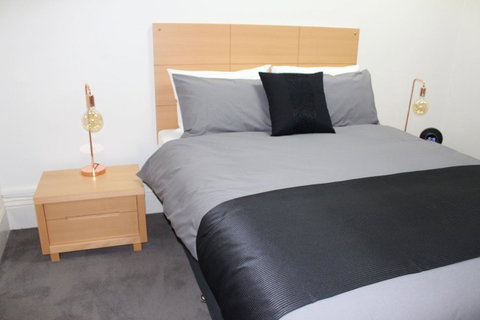Abbey View - Accommodation Redcliffe 12