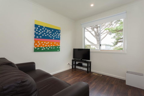 Sundowner - Accommodation Redcliffe 7