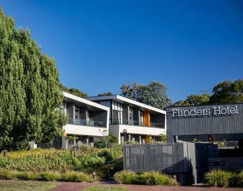 Quarters At Flinders Hotel - Accommodation Redcliffe 5
