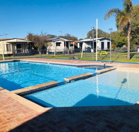 The Best Beach Cabin - Accommodation Redcliffe
