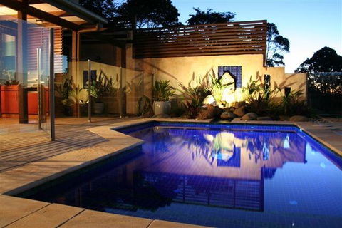 The BlueGreen SANCTUARY - Accommodation Redcliffe 0