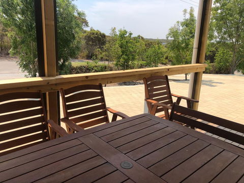 The Boathouse - Accommodation Redcliffe 2