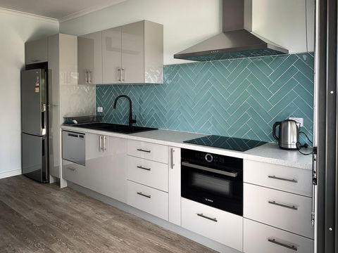 The Boathouse - Accommodation Redcliffe 1