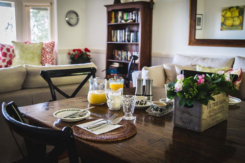 The Bryn At Tilba - Accommodation Redcliffe 1