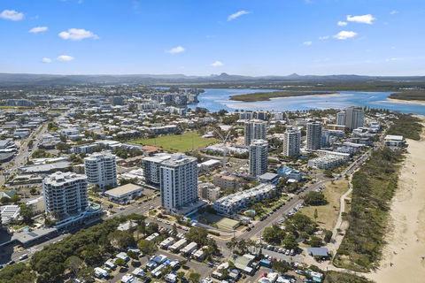The Burlington Holiday Apartments - Accommodation Redcliffe 1