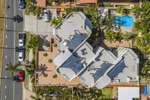 The Burlington Holiday Apartments - Accommodation Redcliffe 3