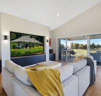 The Clubhouse on Black Bull - Accommodation Redcliffe