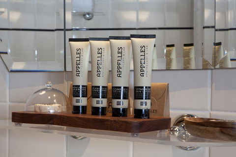 The Convent Hunter Valley Hotel - Accommodation Redcliffe 2