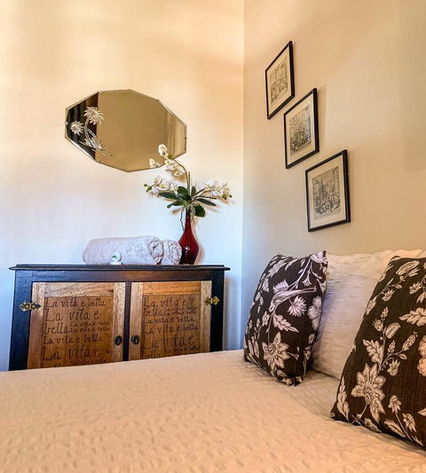 The Coorow Hotel - Accommodation Redcliffe 3