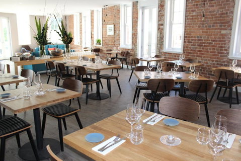 The Crown & Anchor Hotel - Accommodation Redcliffe 3