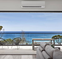 The Cube - Striking Architectural Showpiece - Accommodation Redcliffe