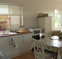 The Friendly Chat Bed and Breakfast - Accommodation Redcliffe