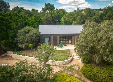 The Garden Cottage At The Olives - Accommodation Redcliffe 0
