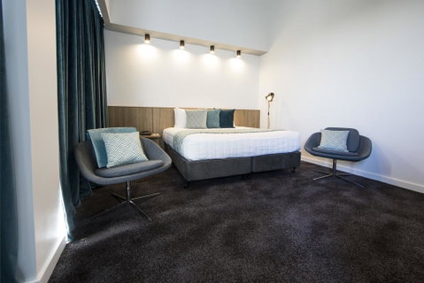 The Gateway Inn, Newcastle - Accommodation Redcliffe 2