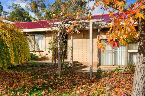 The Greenery - Accommodation Redcliffe 0