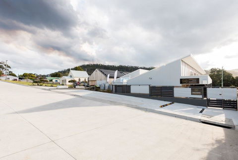 The Hub Bicheno - Accommodation Redcliffe 1