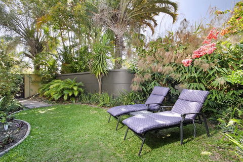 The Islander 1 - Accommodation Redcliffe 2