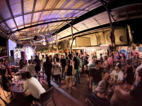 The Jack Backpackers - Accommodation Redcliffe 2
